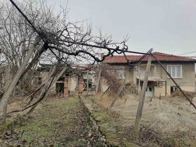 разрушена къща